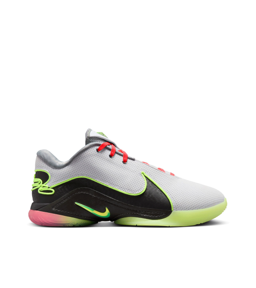 SHOES NIKE BASKETBALL...
